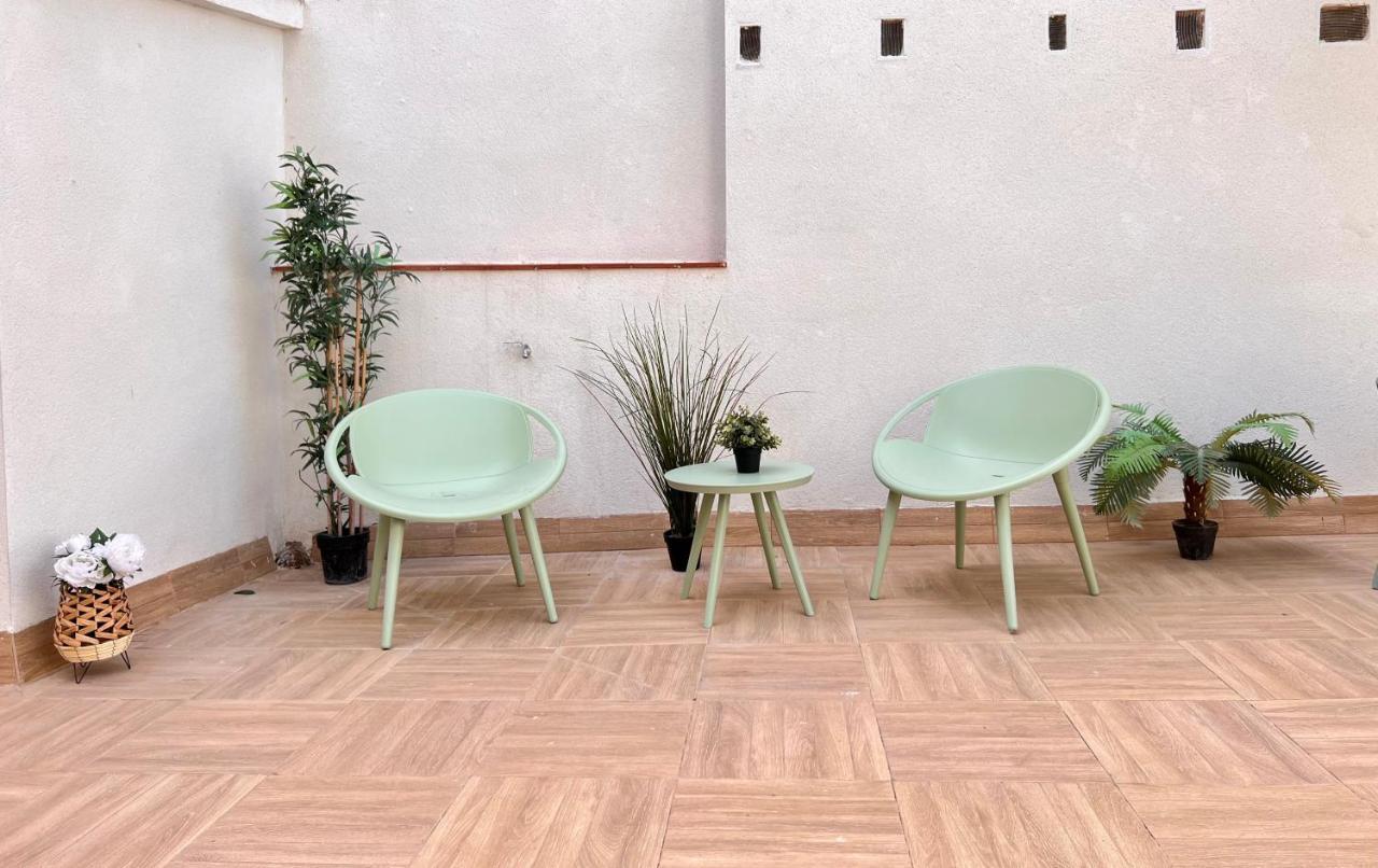 Crysoyle Apartment Barcelona Next To Camp Nou ロスピタレート・デ・リョブレガート エクステリア 写真