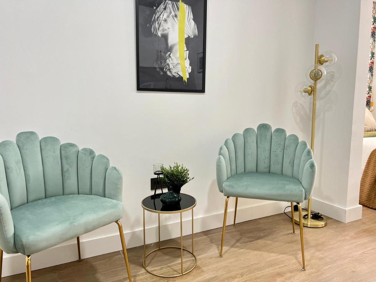 Crysoyle Apartment Barcelona Next To Camp Nou ロスピタレート・デ・リョブレガート エクステリア 写真